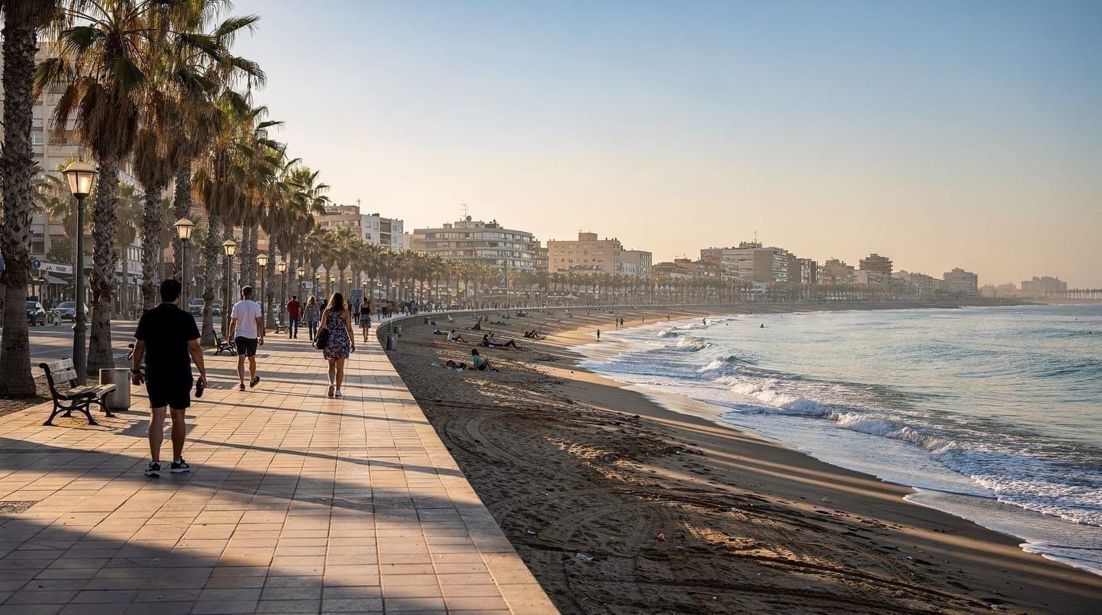 La Malvarrosa — a praia urbana de Valência